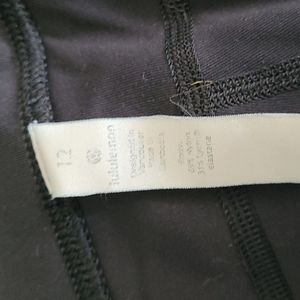Lululemon leggings with pockets